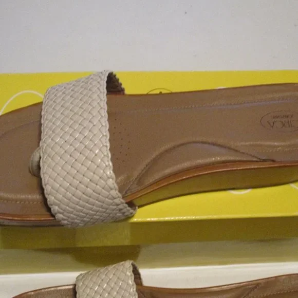 CIRCA Ivory Braided Platform Sandals 10 - Picture 2 of 10